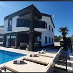 Villa Black Pearl *