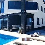 Black Pearl Villa